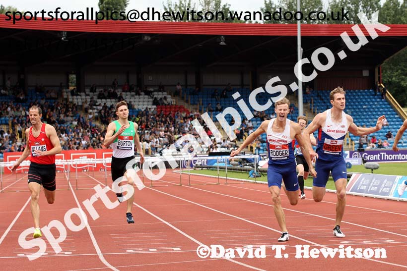 Mens 400 metres hurdles, British Championships, Birmingham. Photo: David T. Hewitson/Sports for All Pics